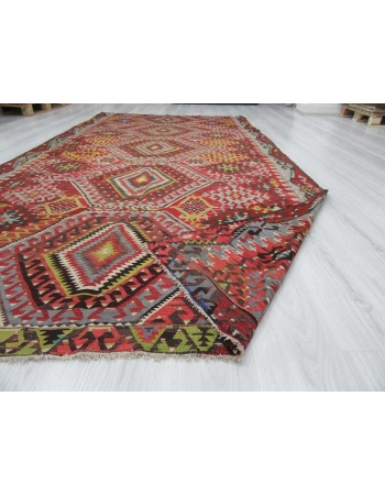 Vintage Turkish kilim rug