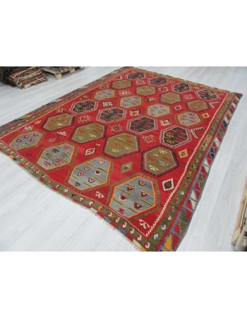 Vintage oversized decorative Turkish Sivas kilim rug