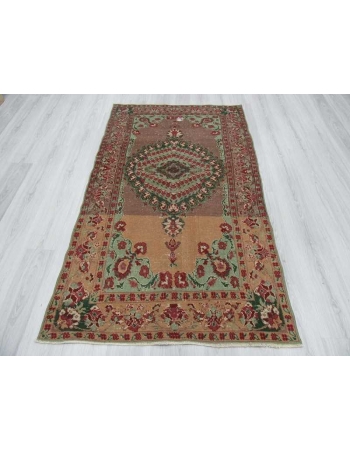 Vintage decorative Turkish Oushak rug