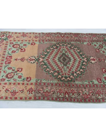 Vintage decorative Turkish Oushak rug