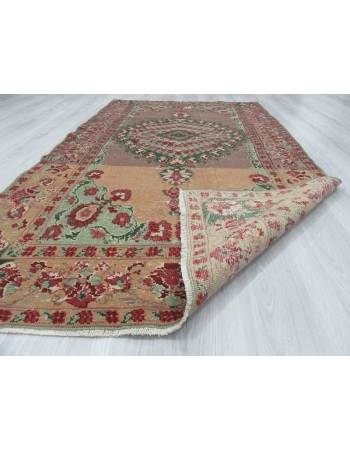 Vintage decorative Turkish Oushak rug