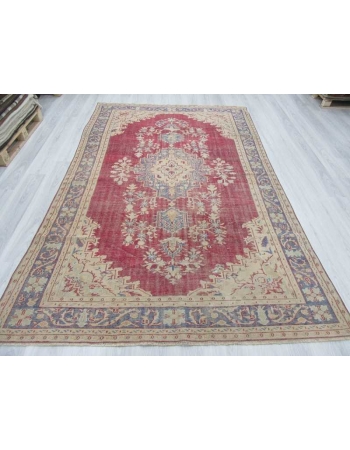 Vintage handknotted Turkish rug