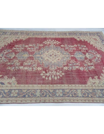 Vintage handknotted Turkish rug