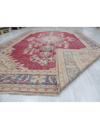 Vintage handknotted Turkish rug