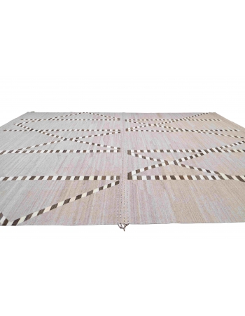 Neutral & Brown Handwoven Oversized Kilim Rug - 13` 3″ x 16`