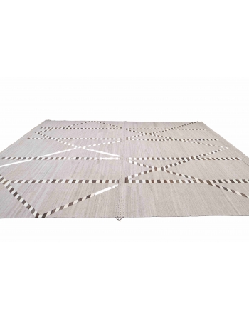 Neutral & Brown Handwoven Oversized Kilim Rug - 13` 3″ x 16`