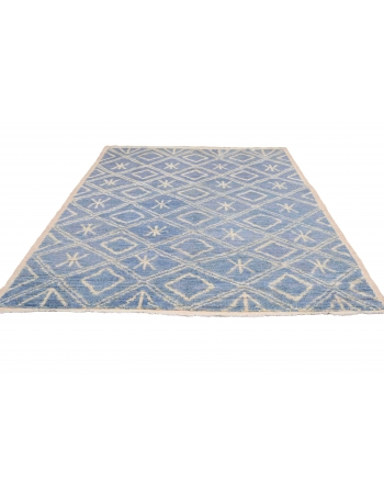 Blue & Cream Modern Wool Rug - 5` 8″ x 7` 8″