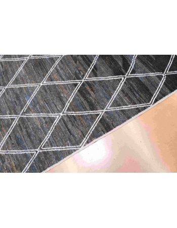 Blue & Black Modern Wool Rug - 8` 1″ x 10`