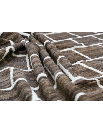 Natural & Brown Hand Knotted Wool Rug - 8` x 11` 8″