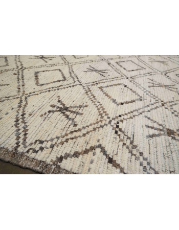 Brown & Natural Modern Wool Rug - 6` 1″ x 8` 8″