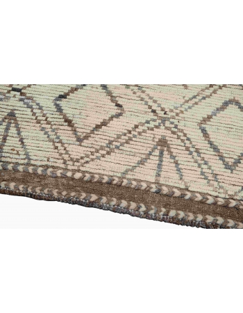 Brown & Natural Modern Wool Rug - 6` 1″ x 8` 8″