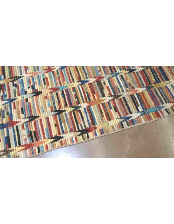 Colorful Small Modern Wool Rug - 3` 10″ x 5` 7″