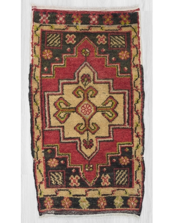 Vintage mini rug