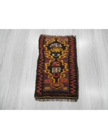 Vintage mini rug