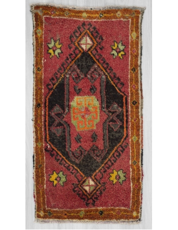 Vintage mini Turkish rug / Door mat