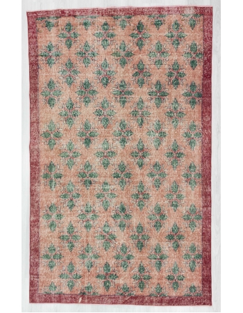 Vintage floral Turkish rug