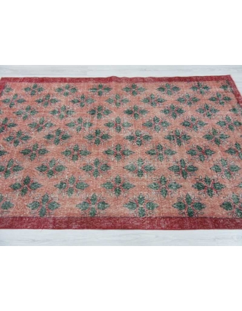 Vintage floral Turkish rug