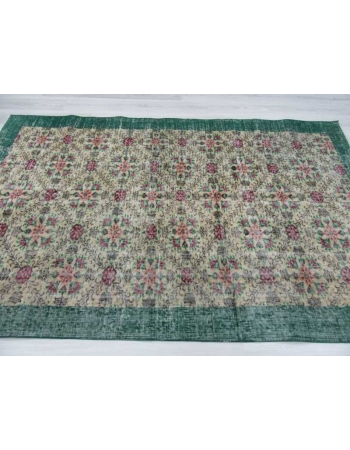 Floral vintage Turkish rug