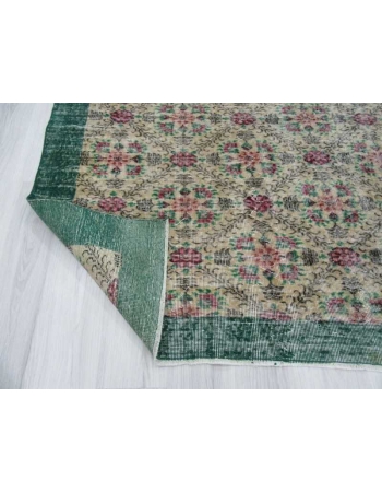 Floral vintage Turkish rug