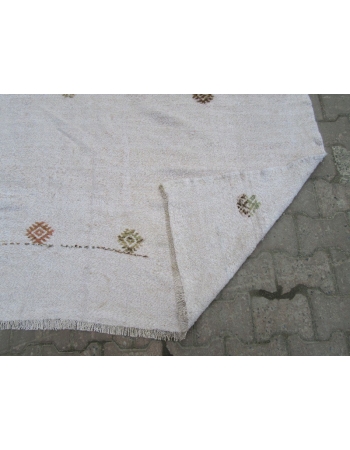 Vintage White Turkish Yozgat Kilim Rug