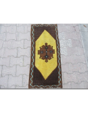 Yellow / Brown Vintage Mini Carpet