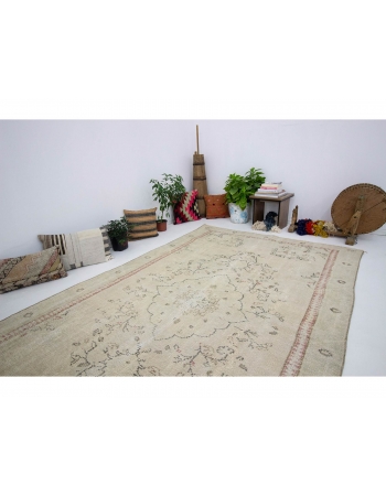 Washed Out Vintage Faded Oushak Rug - 5`11" x 9`10"