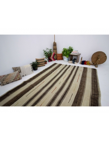 Striped Vintage Turkish Kilim Rug - 5`9" x 10`8"