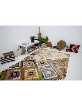 Colorful Vintage Handwoven Kilim Rug - 6`0" x 9`2"