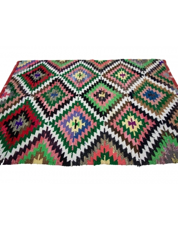 Handwoven Colorful Vintage Turkish Kilim Rug - 4`6" x 6`8"