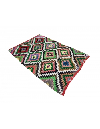Handwoven Colorful Vintage Turkish Kilim Rug - 4`6" x 6`8"
