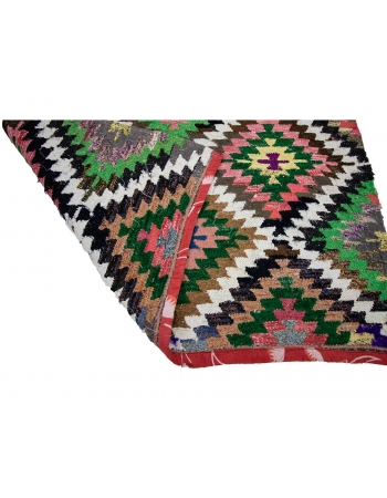 Handwoven Colorful Vintage Turkish Kilim Rug - 4`6" x 6`8"