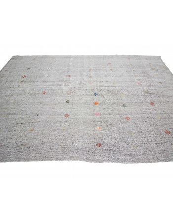 Vintage Gray Turkish Kilim Rug - 6`9" x 10`4"