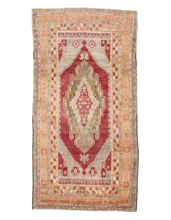 Vintage Wool Turkish Konya rug - 5`7" x 10`6"