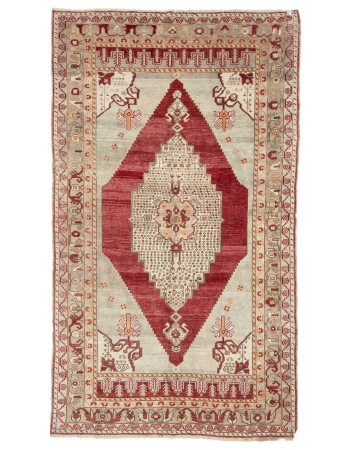 1960's Vintage Turkish Rug - 5`1" x 9`0"