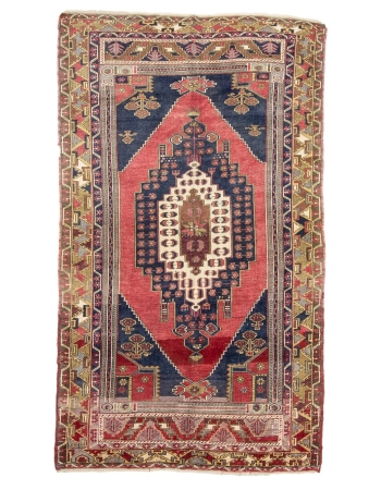 Geometric Vintage Turkish Wool Rug - 5`2" x 8`9"