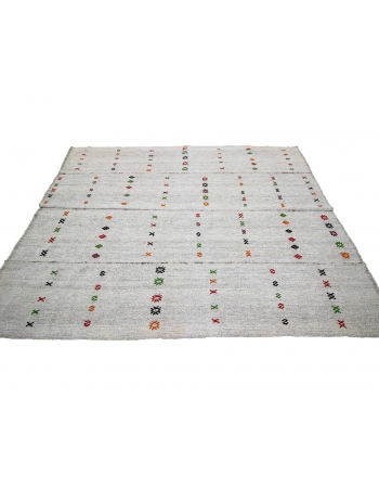 Embroidered Vintage Gray Kilim Rug - 5`2" x 6`8"