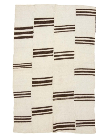 Wool Vintage Natural Kilim Rug - 4`9" x 7`5"