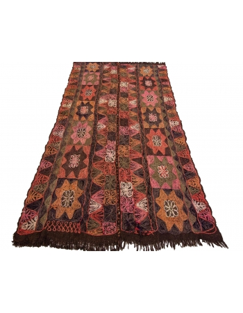 Embroidered Vintage Arabi Kilim Rug - 4`1" x 7`9"