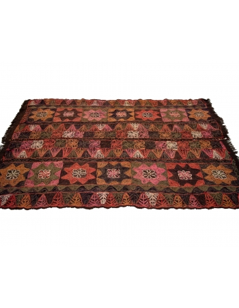 Embroidered Vintage Arabi Kilim Rug - 4`1" x 7`9"