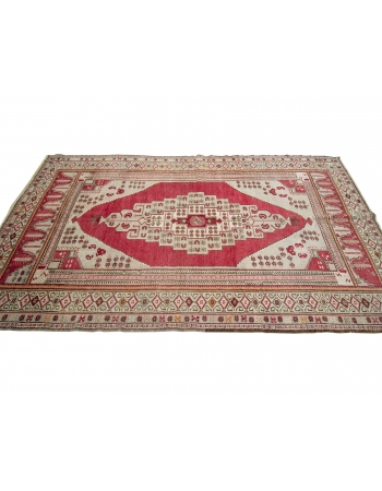 Vintage 1960's Turkish Rug - 4`9" x 8`10"