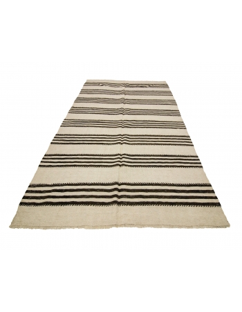 White & Black Striped Hemp Kilim Rug - 4`8" x 8`3"