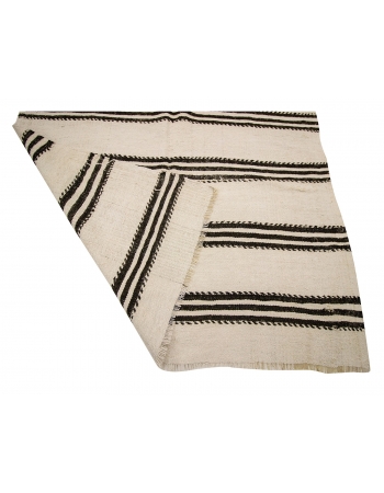Black & White Striped Hemp Kilim Rug - 4`3" x 7`3"