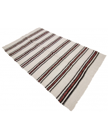 Vintage Striped Hemp Kilim Rug - 4`9" x 7`9"