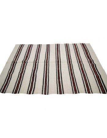 Vintage Striped Hemp Kilim Rug - 4`9" x 7`9"