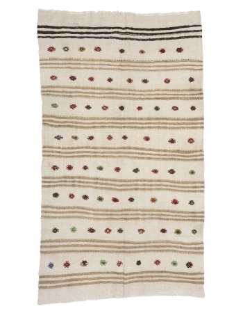 Embroidered  Vintage Hemp Kilim Rug - 4`5" x 7`10"