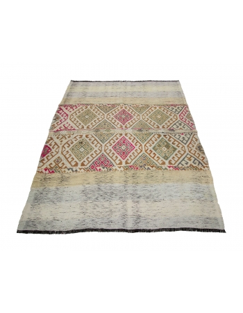 Vintage Small Turkish Kilim Rug - 4`7" x 5`3"