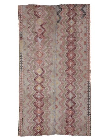 Embroidered Vintage Turkish Kilim Rug - 4`11" x 9`2"