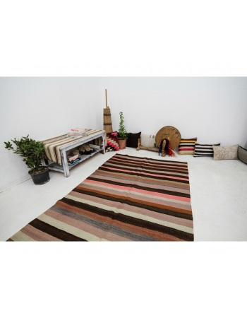 Striped Vintage Wool Kilim Rug - 4`9" x 10`8"