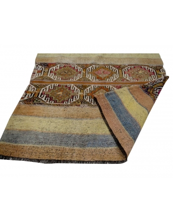 Decorative Vintage Kilim Rug - 4`6" x 5`0"