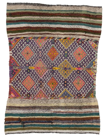 Vintage Small Decorative Kilim Rug - 4`7" x 6`3"